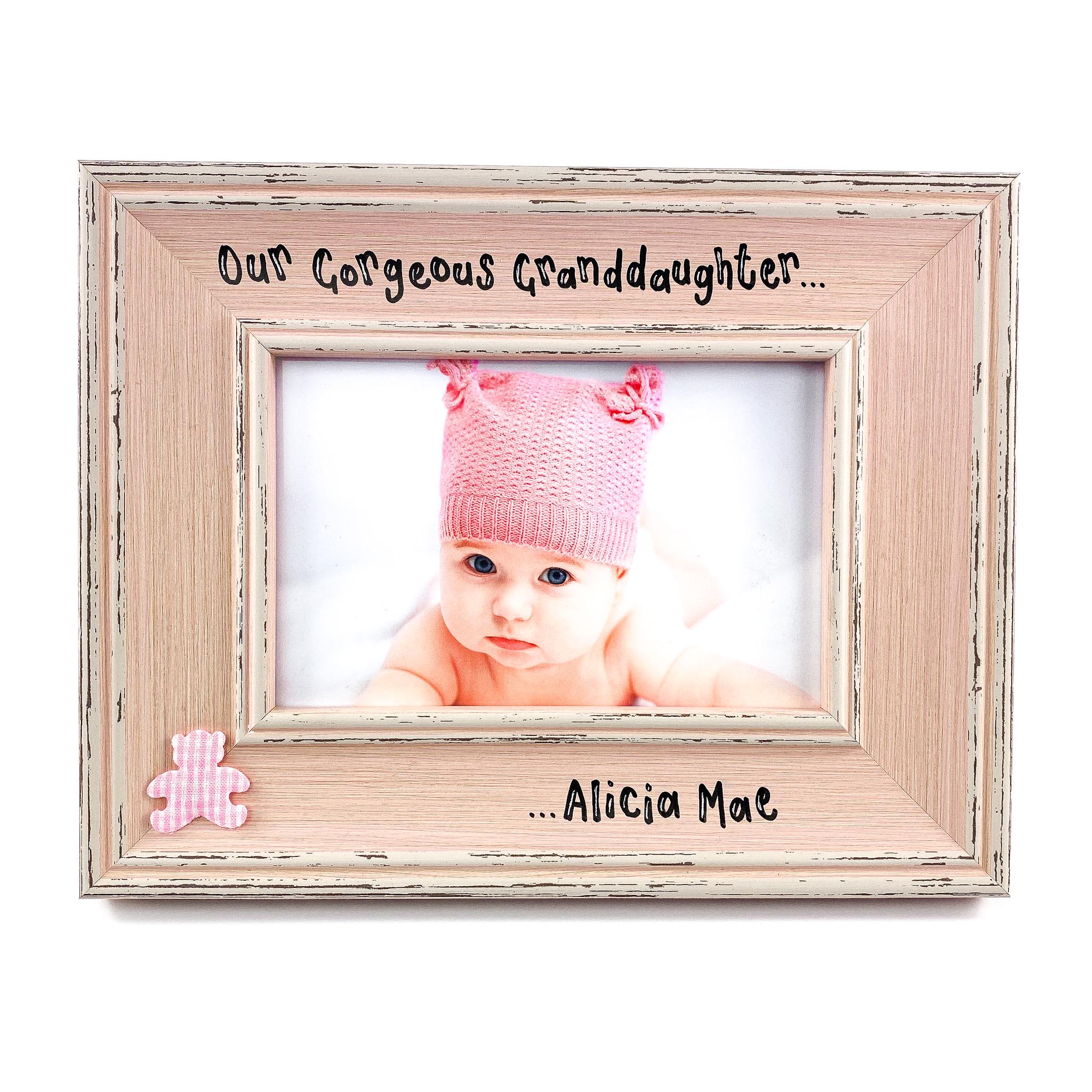 Bobbin Pink Wooden Photo Frame 6x8" | Oliver Bonas