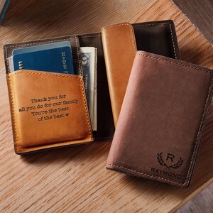 Billetera delgada plegable, billetera de bolsillo frontal para hombres, billetera de cuero grabada, billetera para hombres con bolsillo para monedas, regalo para novio, regalo para esposo de esposa
