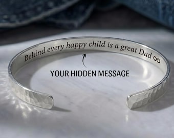 Armband met verborgen bericht, gehamerde manchetarmband, Vaderdagcadeau voor man, gepersonaliseerd cadeau voor papa, jubileumcadeau voor hem