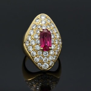 Anillo de oro amarillo de 18 k con rubí natural de 1,37 ct y diamante