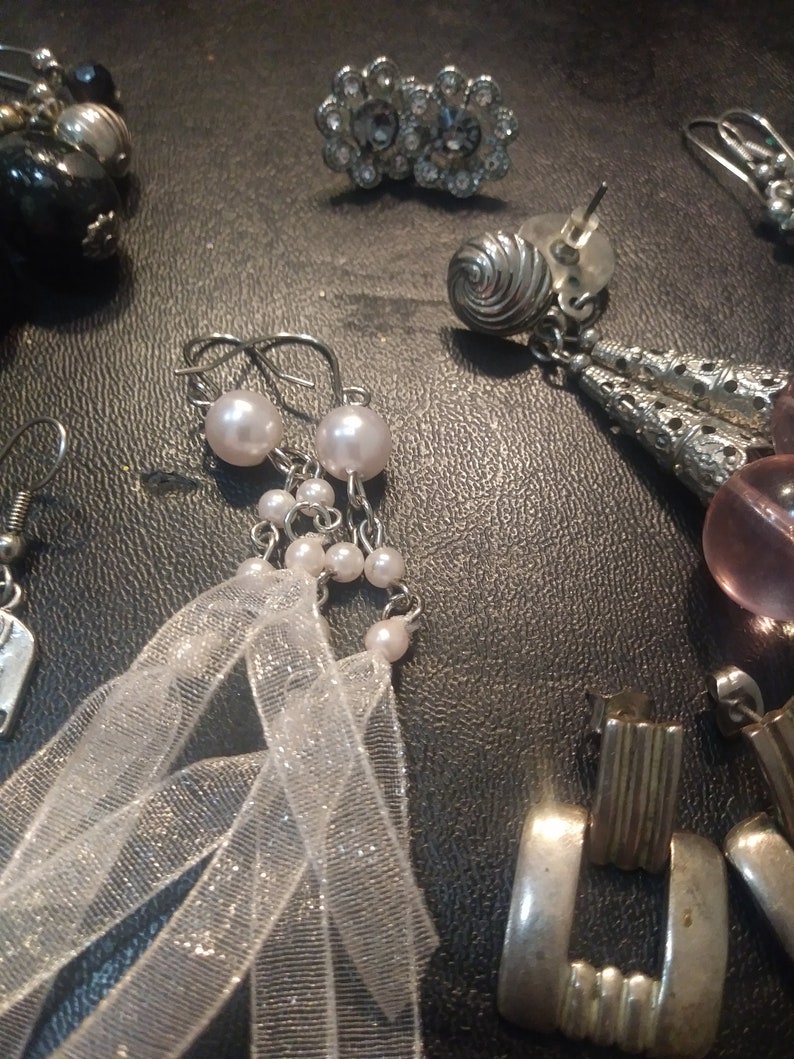 silver tone earrings various colors and shapes dangle earrings post earrings 12 pairs 90/'s earrings hoops jewelry lot