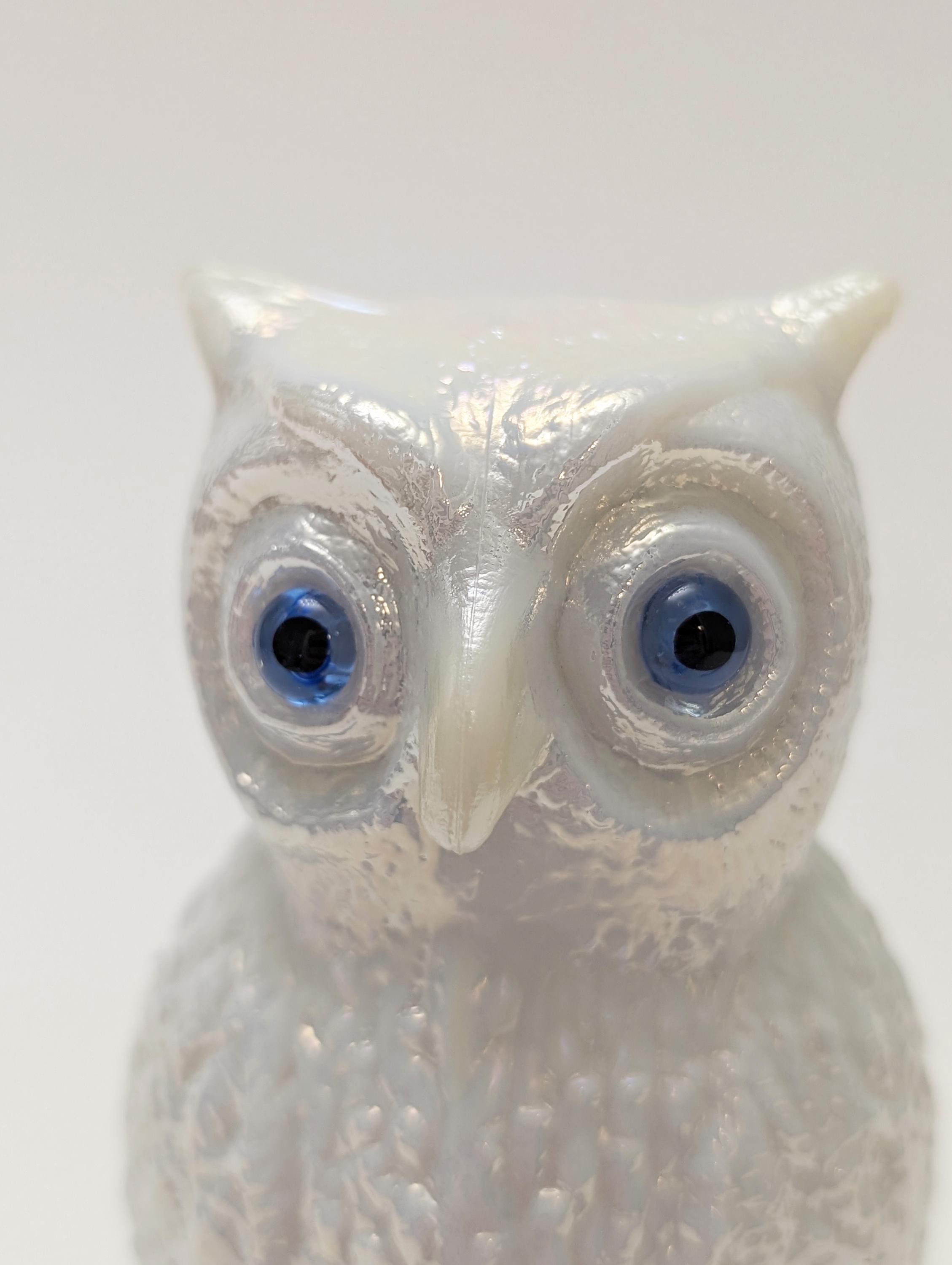 Vintage Westmoreland Glass Iridescent Pearl White Owl