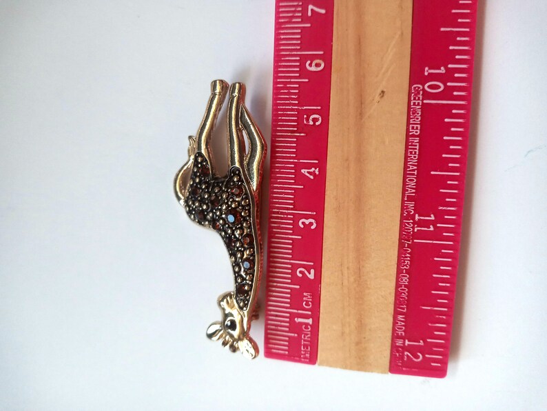 Gold tone and Brown Rhinestone Giraffe Brooch Pin Lapel Pin Brooch Vintage Jewelry Animal Sweater Brooch