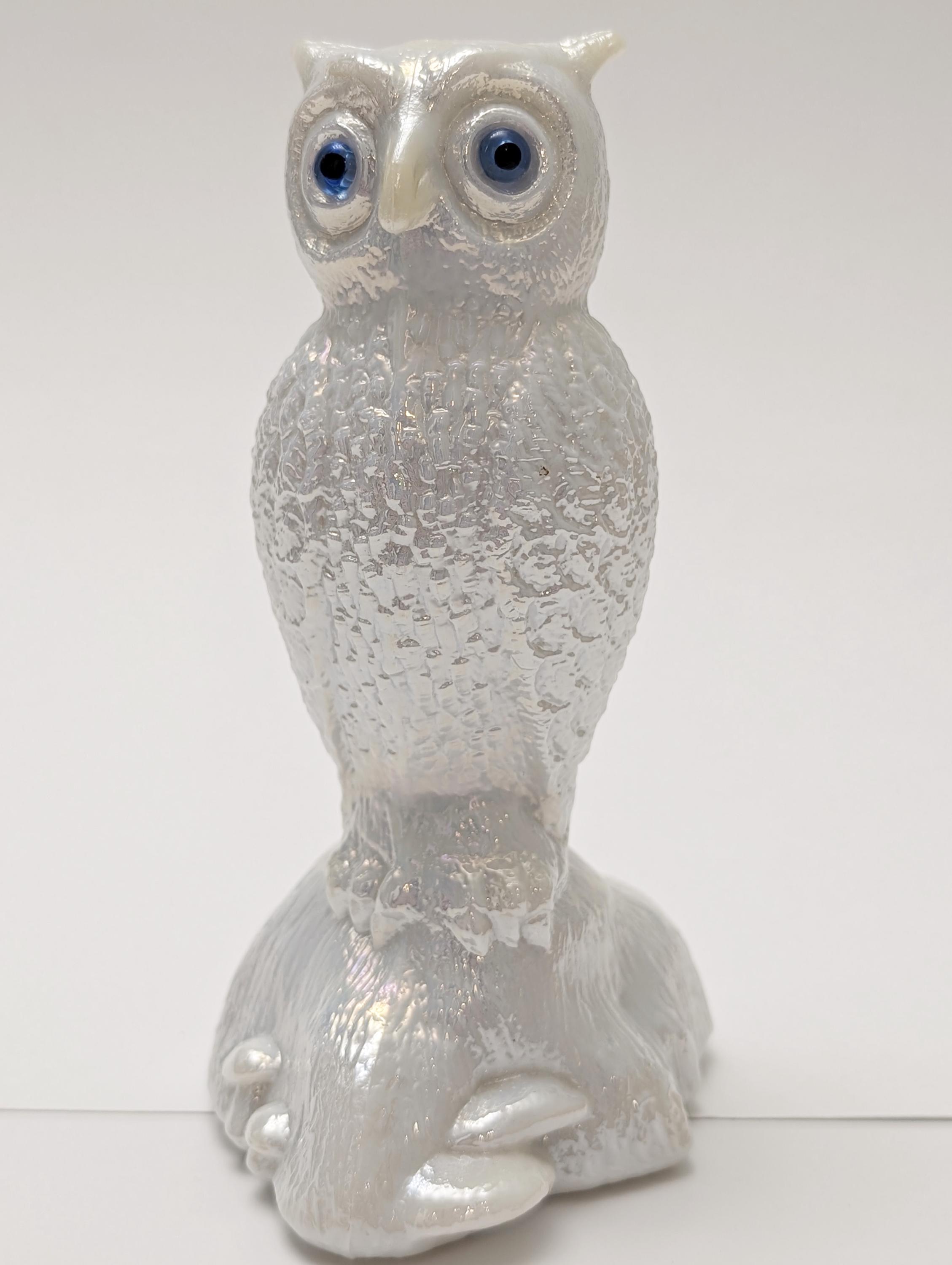 アンティーク雑貨 Vintage Westmoreland Owl Paperweight Vintage Westmoreland Glass Iridescent Pearl White Owl