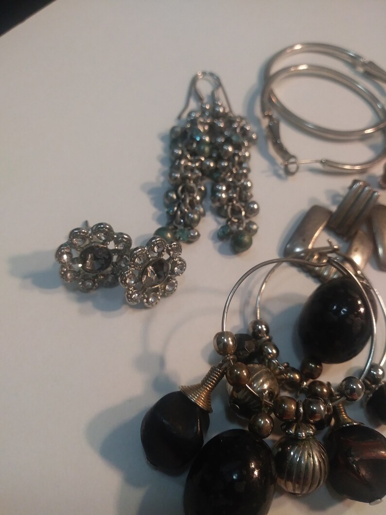 silver tone earrings various colors and shapes dangle earrings post earrings 12 pairs 90/'s earrings hoops jewelry lot