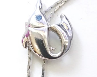 Silver Tone Swordfish Pendant Bolo Style Necklace / Woman's Silver Pendant Necklace / Silver Chain Necklace / Cadeaux pour elle
