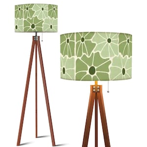 Nordische RETRO 70er Jahre Design Dreibein Stehlampe, Grün Weiß Floral Midcentury Style Beleuchtung, LED Fernbedienung Holzsockel Beine Vintage