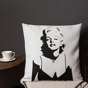 Marilyn Monroe Pillow: Hollywood Glam Home Decor Gift