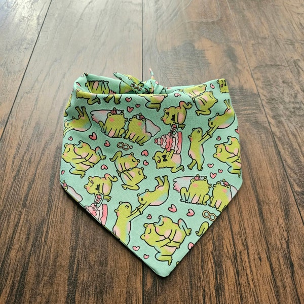 Frog Wedding Day Dog Bandana. Dog gift. Tie Dog Bandana.