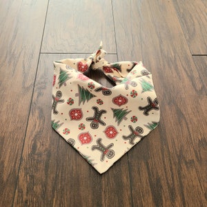 Christmas Gingerbread Dog Bandana: Handmade Cotton Tie-On