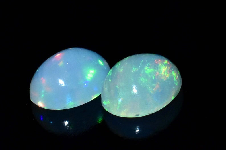 Pair of 2 pcs 8X6X4 MM 1.87 CTS Opal cabochon,Natural Ethiopian opal Oval Cabochon Welo Opal cabochon fire opal Ethiopian opal AAA opal