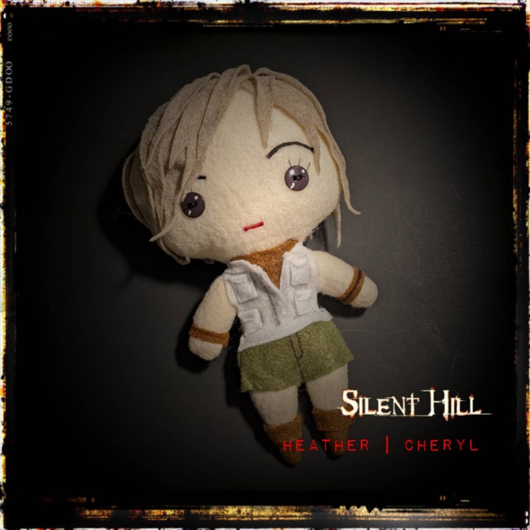 Ashley from RE4 in Heather Mason Outfit : r/silenthill