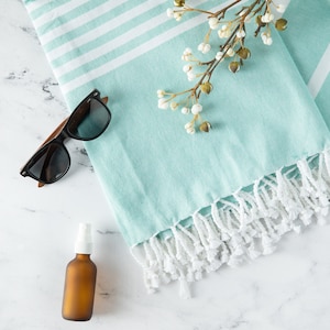 Organic Cotton Turkish Beach Towels - Sand Free Beach Fouta Towels - Oversized, Quick-Dry, Lightweight and Sand Repellent Towels - 71&quot;x37&quot;