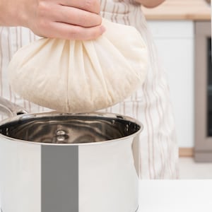 Reusable Nut Milk Bags - Organic Cotton, Washable & Biodegradable - For Making Nut Milk, Cheese, Jelly, Oat Milk, Paneer (3 Bags - 14&quot;x12&quot;)