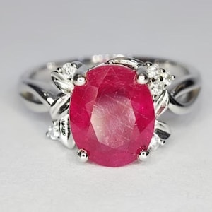 925 Sterling Silver Natural Ruby Gemstone Oval Ring Top Blood Red Size 7
