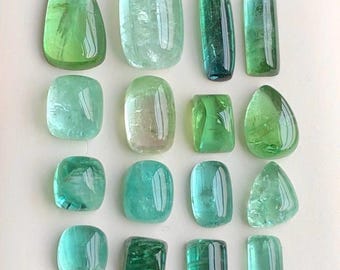 Natürliches Turmalin Cabochon Lot: 32 Karat, Herkunft Afghanistan