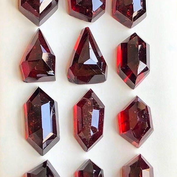 Natural  Garnet Rosecuts  Gemstones: flat back , faceted garnet, 88 Carats (10.5 to 17  mm)