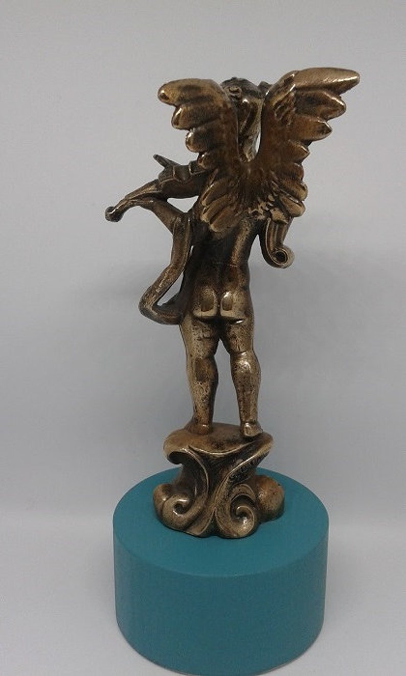 Sculpture in solid bronze image 2