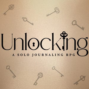Puede incluir: Un fondo color canela con un patrón de pequeñas llaves de color marrón oscuro. El texto Unlocking aparece en una fuente serif negra, con una cerradura reemplazando la letra o y una llave vertical formando la letra k. Debajo, A SOLO JOURNALING RPG.