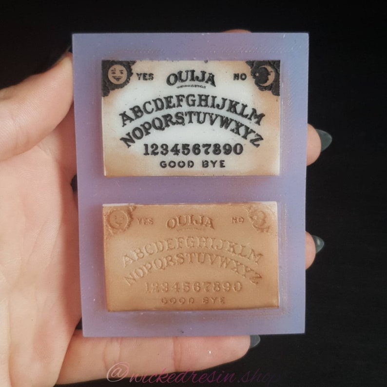 Glossy ouija board mold with matte details