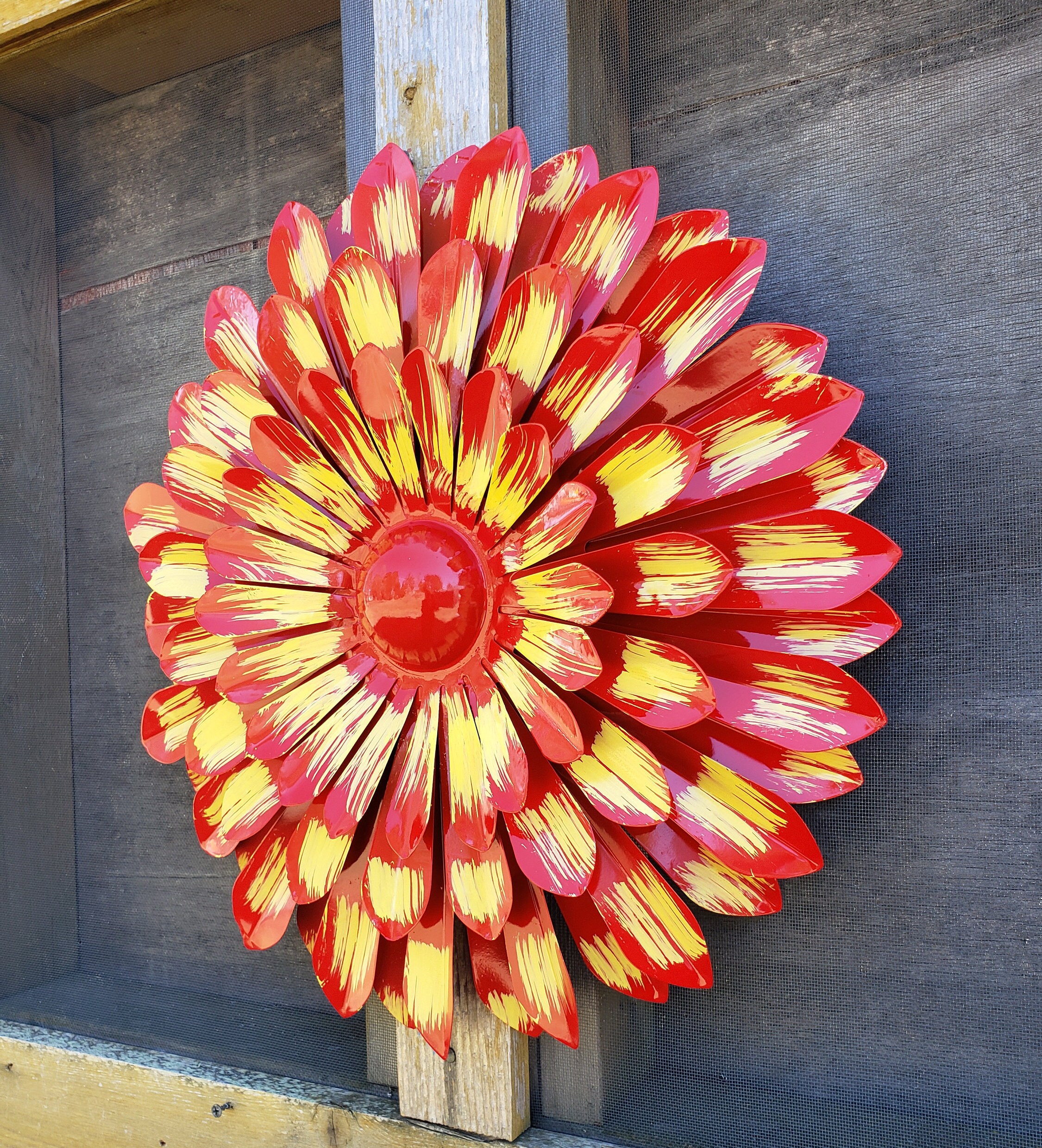 20 Metal wall Flower Metal Garden Flower Wall Art Fence Etsy