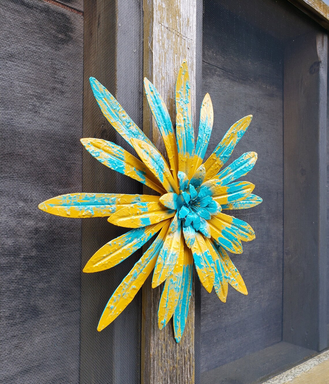 Metal Flower/ Metal wall Flowers/ Garden Wall Art/ Fence Etsy
