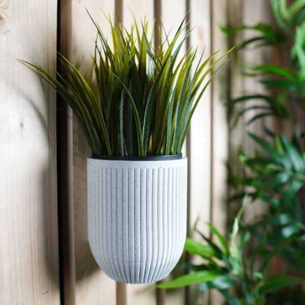 Indoor Planter Wall Pot, Mid-Century Wall Planter with removable drip tray. Modern Home Plant Decor