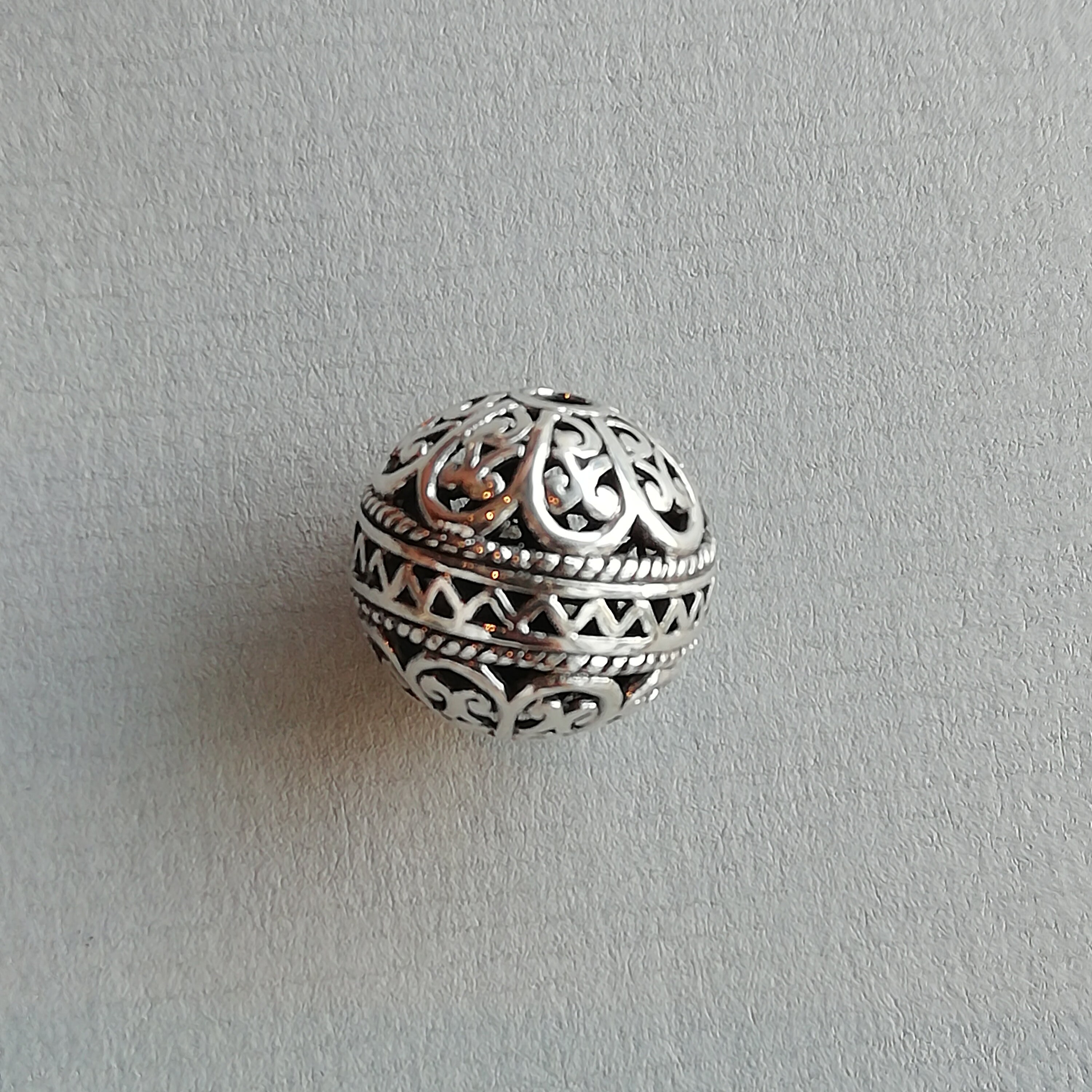 1 Sterling Silver 17mm Carved Filigree Bead 925 Sterling Etsy