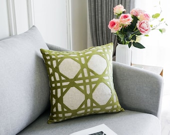 Green Throw Pillow Cover, Velvet Overlay Modern Applique Decorative Throw Pillow Cover