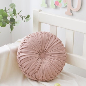 Round 13.5 Pintuck Throw Pillow Pink