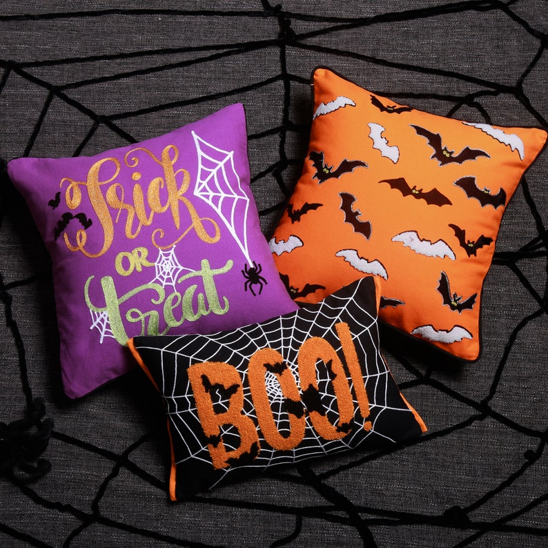 Halloween Bats Orange Pillow Cover image 6