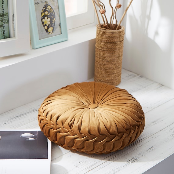 gold circle pillow