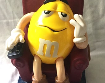 M&M's Yellow Lazy Boy Recliner Chair Candy Dispenser Vintage Dog Slippers Canisters Novelty