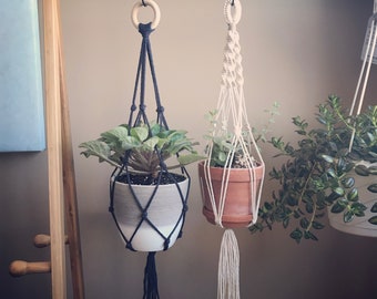Macramé Plant Hanger