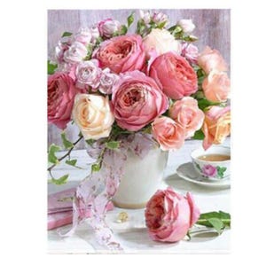 Full Drill Flowers Diamond Painting Kits for Adults＆Beginners 5D DIY Daisy Diamond Art Kits Paint with Round Diamonds and Gems for Home Wall Decor Gi 5D Flower Full Drill Diamond Painting Set, Aesthetic Diamond