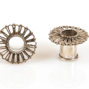 Ear Tunnels - Silver - Filigree