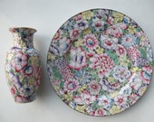 Chinese Millefiori Porcelain Vase and Plate Famille-Rose Glazed Vintage Midt 20thc Floral Mille de fleur Gold Pink Set of 2 Handpainted