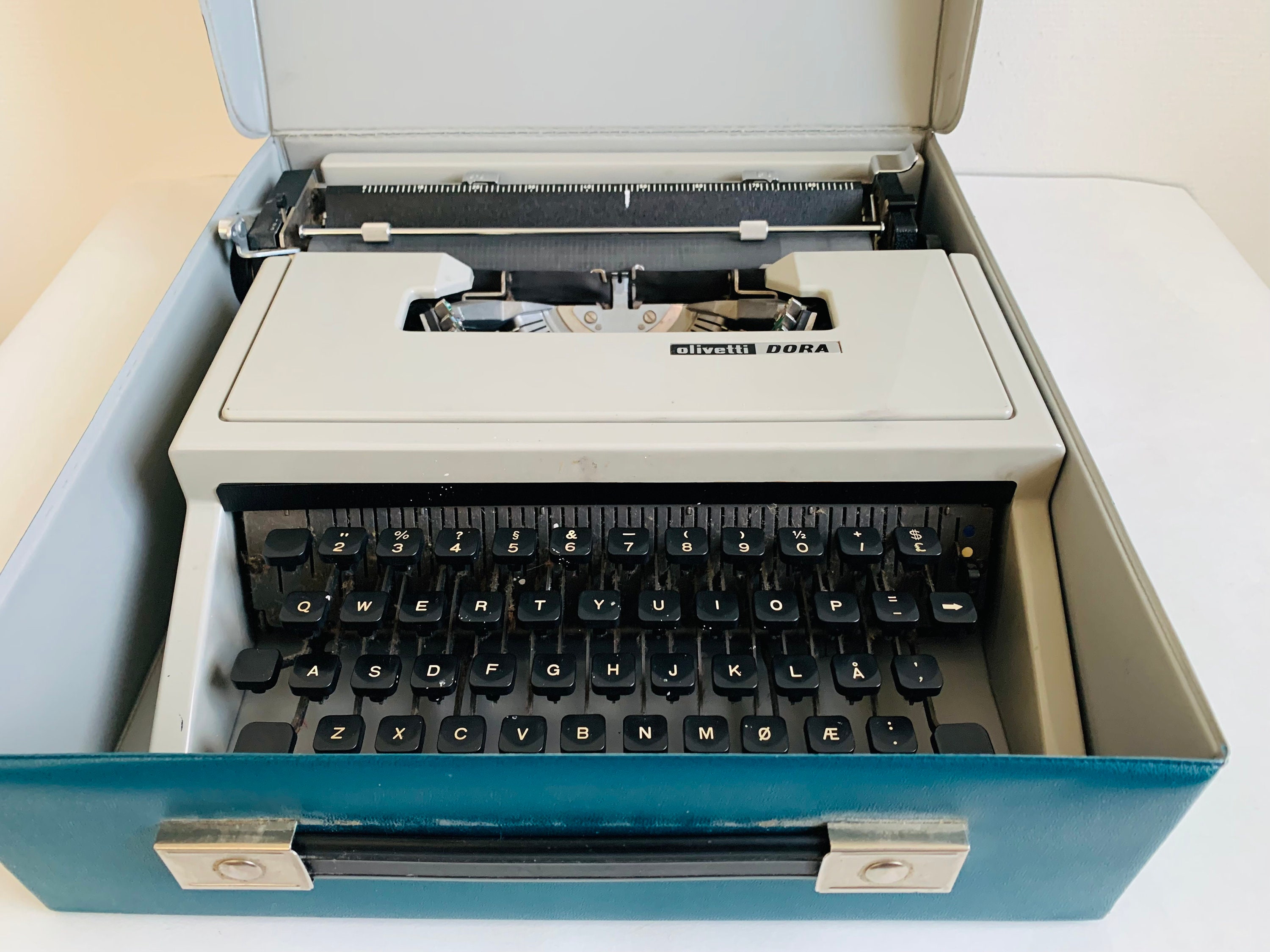 楽天市場】【ソノタ】 昭和レトロ商品 希少！OLIVETTI