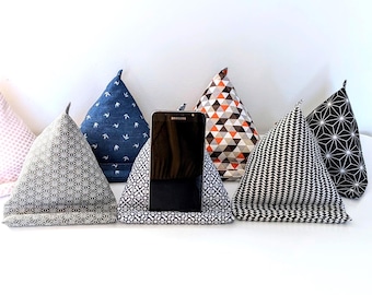 Japanese Pattern Fabric Stand for Mobile Phones, iPads & E-readers