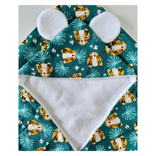 Cape de Bain Avec ou Sans Oreilles de Tigrou, Éponge Bambou Ultra Douce, Coffret Cadeau Bébé Personnalisé, Fait Main en France