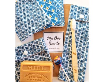 Ma Box Beauté de Voyage "Belle et Écolo", Motif Asanoha Bleu Canard, Kit de Toilette Personnalisé, Fait Main en France