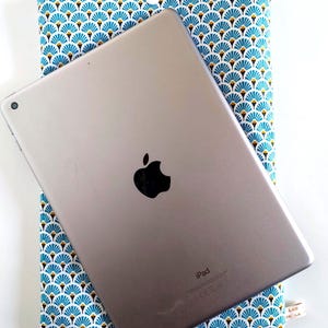 Japanese Pattern Fabric Case for Tablets, iPads & E-readers, 12 Colors
