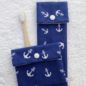 Étui Brosse à Dents & Pochette à Savon - Tissu Imperméable Motif Ancre Marine - Fait Main en France
