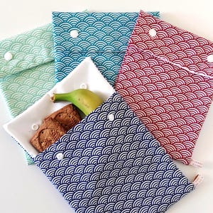 Japanese Seigaiha Fabric Sandwich Pouch - Food Safe Waterproof Interior