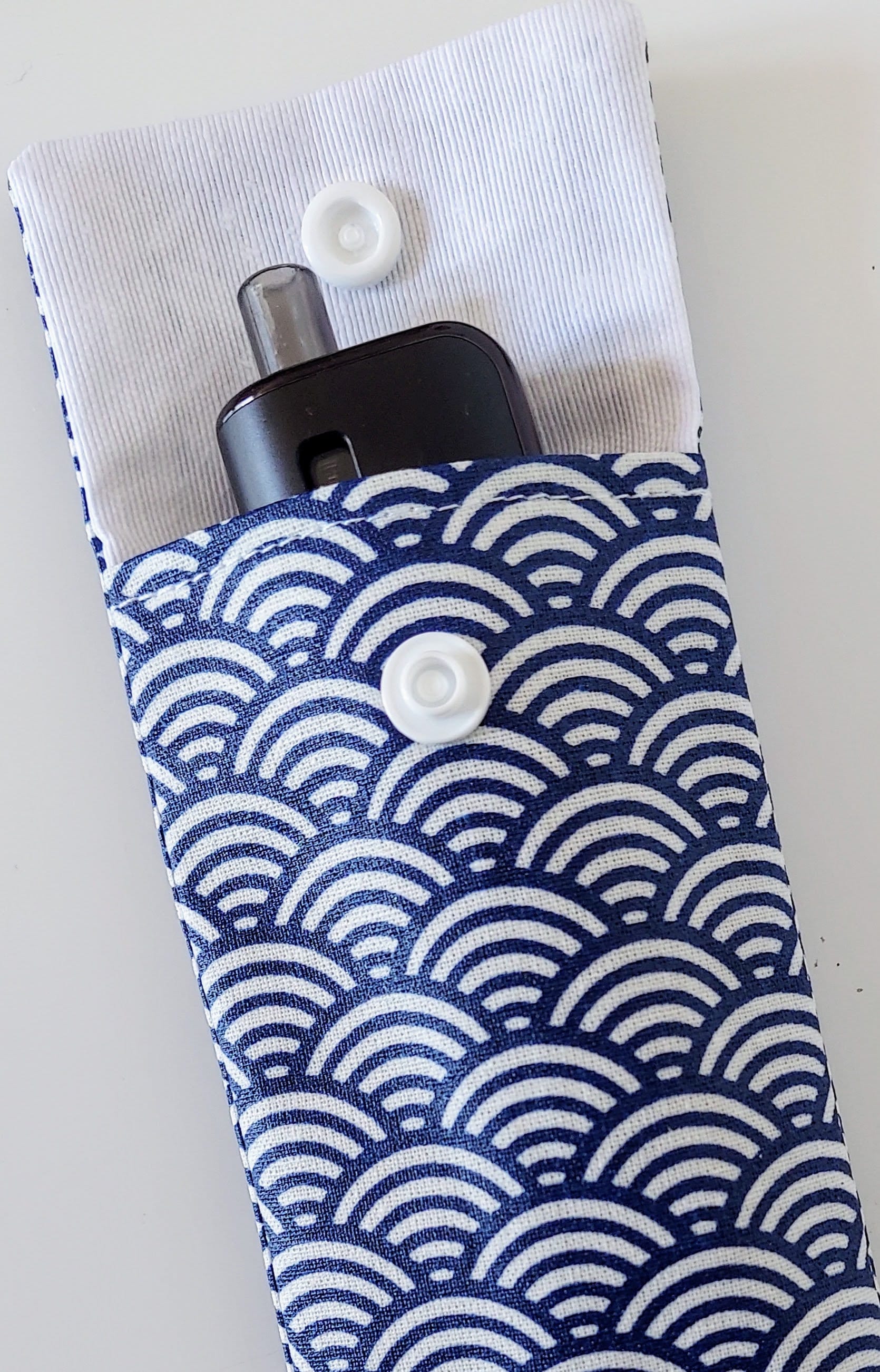 Waterproof E-cigarette Case With Japanese Seigaiha Pattern