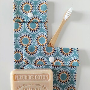 Étui Brosse à Dents & Pochette à Savon - Tissu Enduit Bleu Givré - Fait Main en France