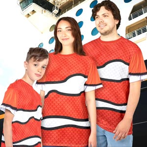 Nemo Unisex Adults Kids Shirt | run disney world disneyland marathon finding nemo dory fish fishing family group cruise cosplay costume