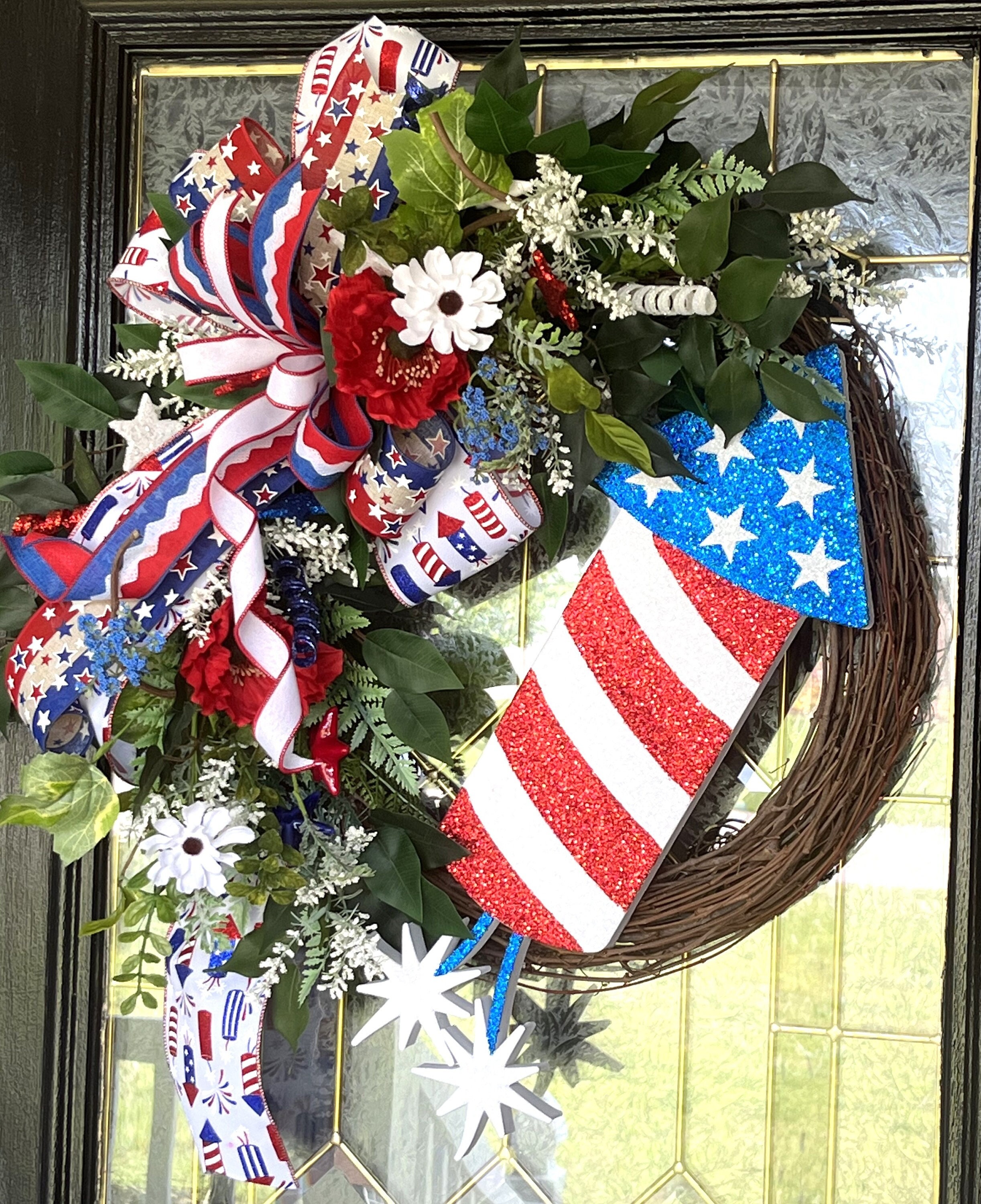 Patriotic Rocket Wreath: 4th of July Grapevine Decor - Etsy