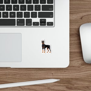 Doberman Pinscher Die-Cut Sticker, Wasserfestes Vinyl, 5 Größen, Matte Finish, Indoor/Outdoor, Kostenloser Versand, Made in USA!!