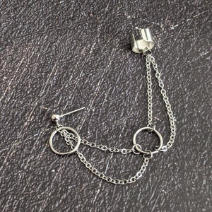 Circle charm earring, cuff chain earring, BTS Kpop jewelry, goth ear cuff, edgy punk jewelry, funky alt fashion, Korean chain earring, emo